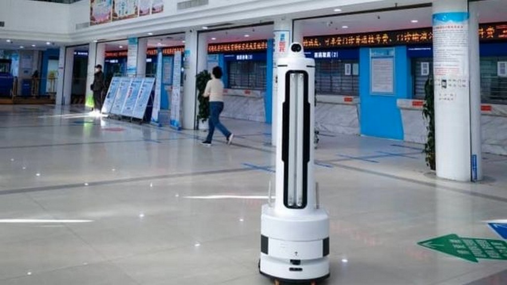 Dezenfeksiyon Robotları