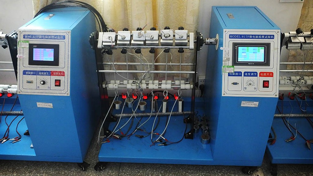 Fermuar Ömür Tayini Test Cihazı